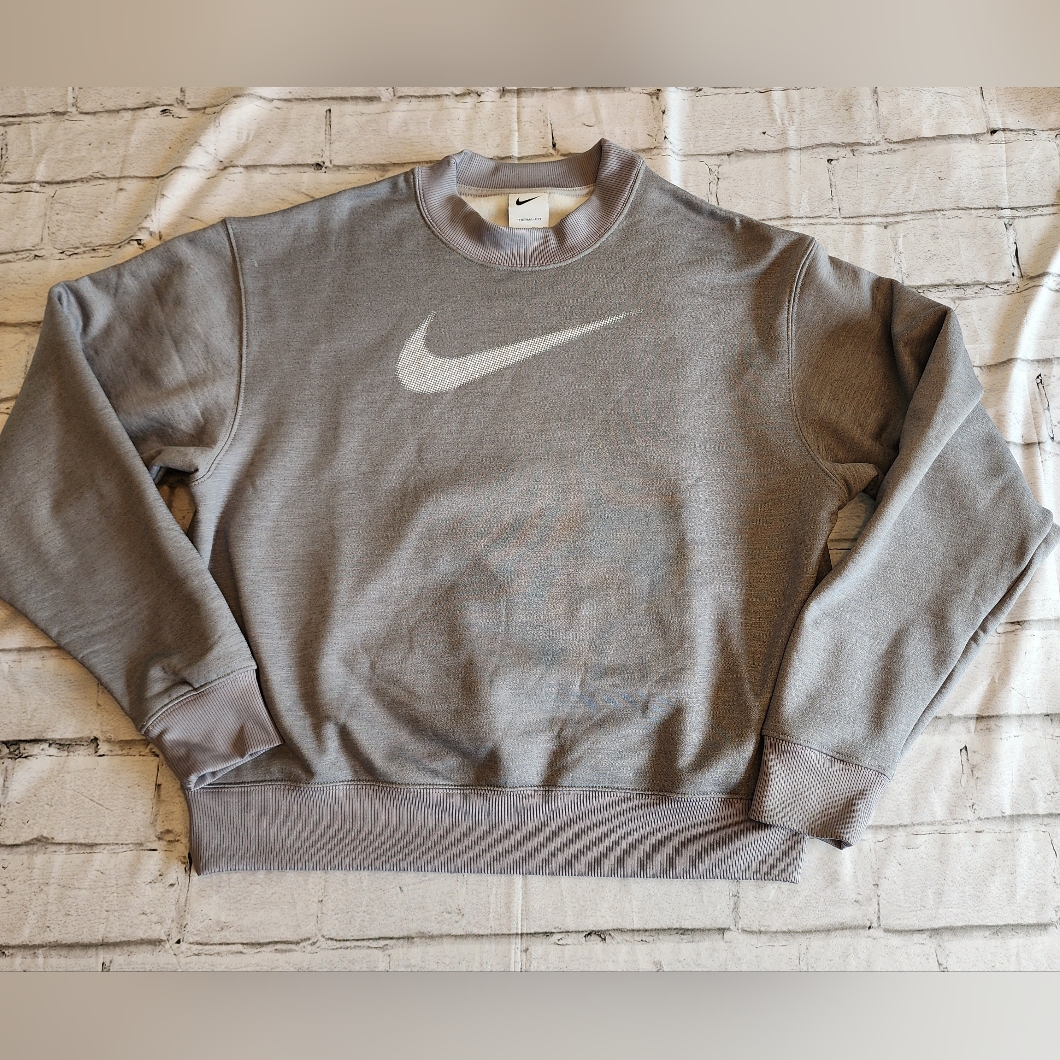 Nike Womens Sweater